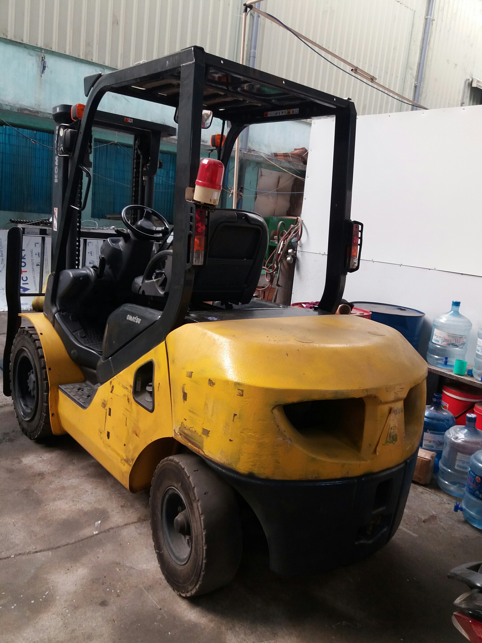 Giá Xe nâng Komatsu 2.5 tấn đã qua sử dụng. - Ảnh 4