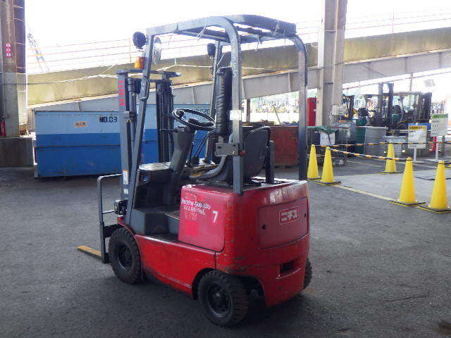 Xe nâng điện Nichiyu 700kg sản xuất 2010 - Ảnh 6