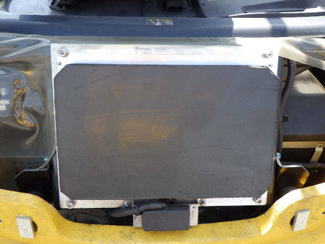 Xe nâng điện Komatsu 1.5 tấn sx 2018 có sạc không dây - Ảnh 11