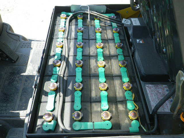 Xe nâng điện Komatsu 2.0 tấn, sx 2017 - Ảnh 6