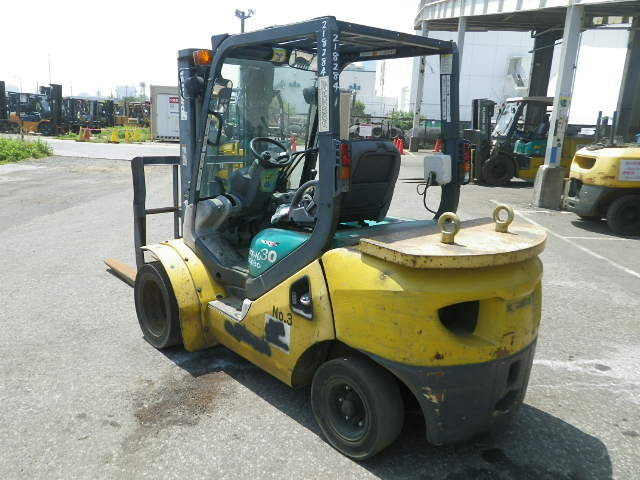 Xe nâng diesel Komatsu 3 tấn FD30C-16 - Ảnh 2