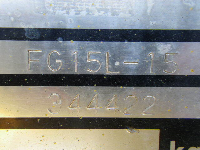 Xe nâng xăng Komatsu 1.5 tấn, model: FG15L-15 - Ảnh 2