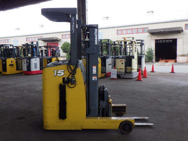 xe nâng điện Komatsu 1.5 tấn # 150356 - Ảnh 3