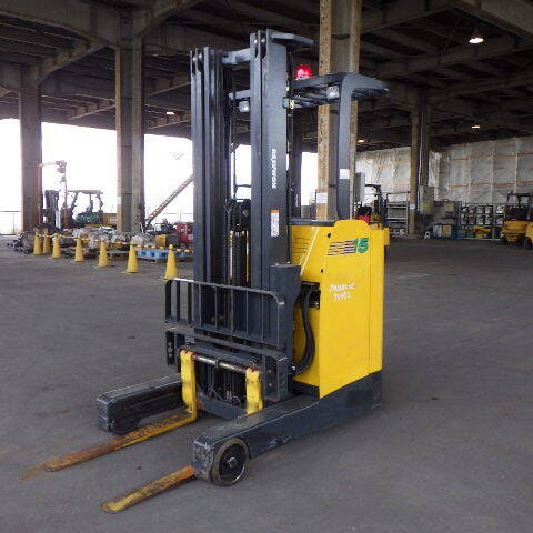 Xe nâng điện Komatsu Model: FB15RL-12 90492