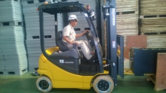 Ưu điểm của xe nâng điện Komatsu 1.5-2.0 tấn seri AE50AM50