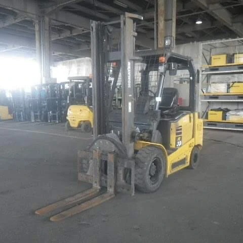 Xe nâng Komatsu FE30-1