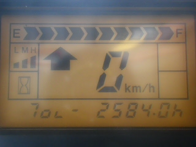 Xe nâng Komatsu 1.5 tấn 3 bánh, model: FB15ML-12 - Ảnh 4