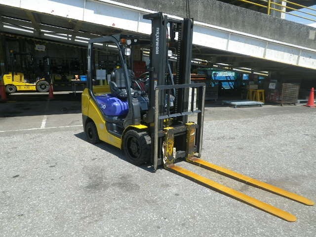 Xe nâng dầu Komatsu 3 tấn FD30NT-15