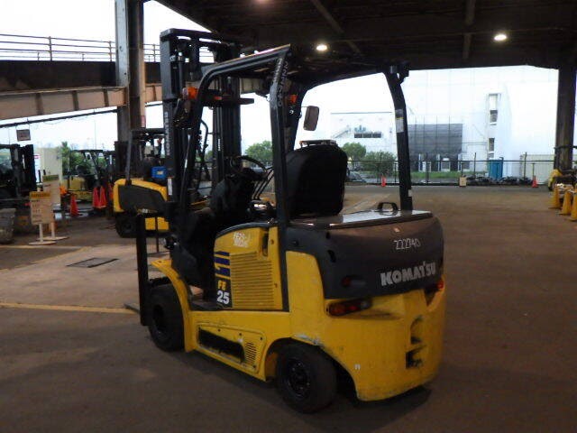 Xe nâng điện Komatsu 2.5 tấn FE25-1#302215 - Ảnh 4