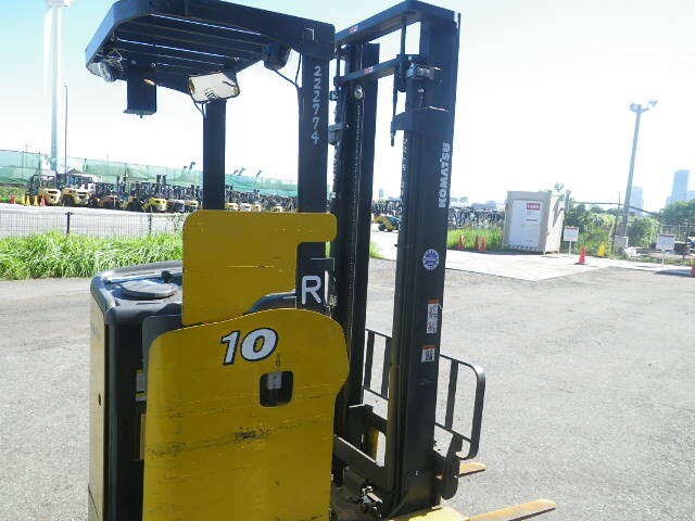 Xe nâng điện Komatsu 1.0 tấn FB10RL-15 -năm 2020 - Ảnh 7