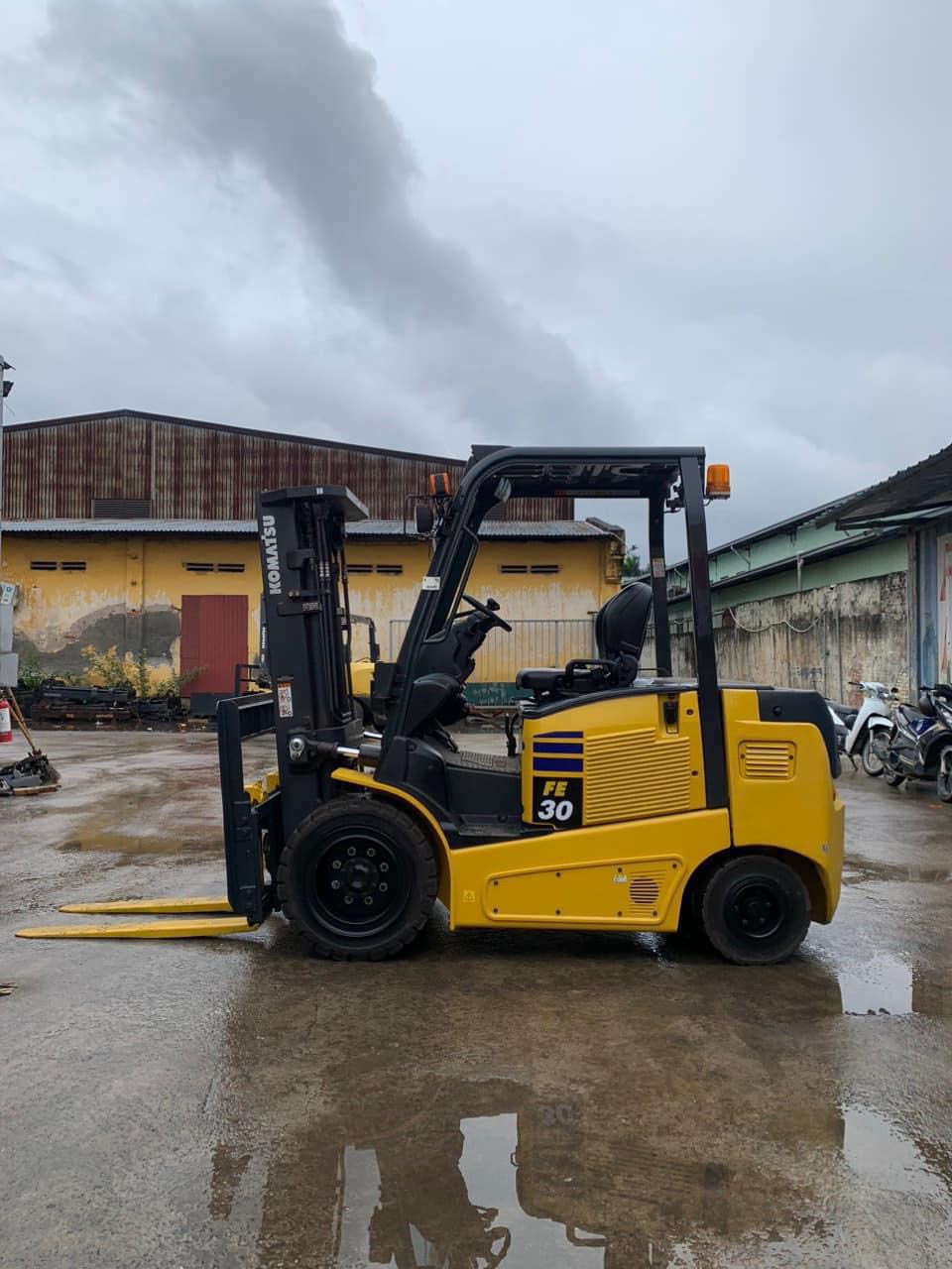 Xe nâng điện Komatsu 3 tấn FE30-1 #303497 - Ảnh 4