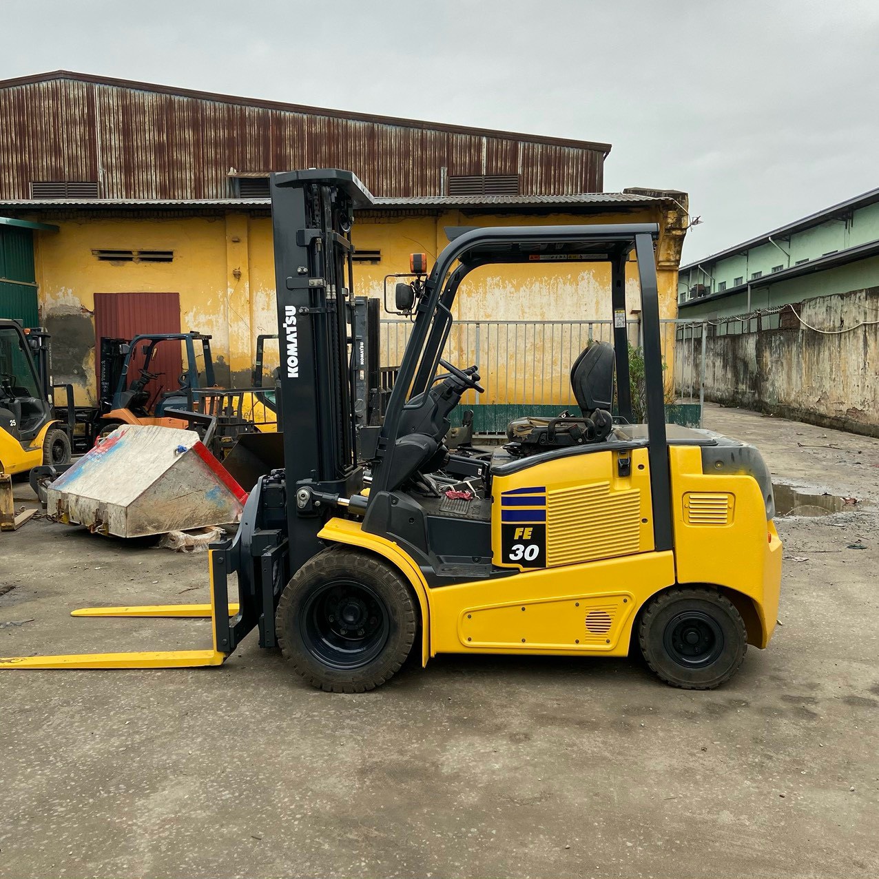 Xe nâng điện Komatsu 3.0 tấn FE30-1#306492