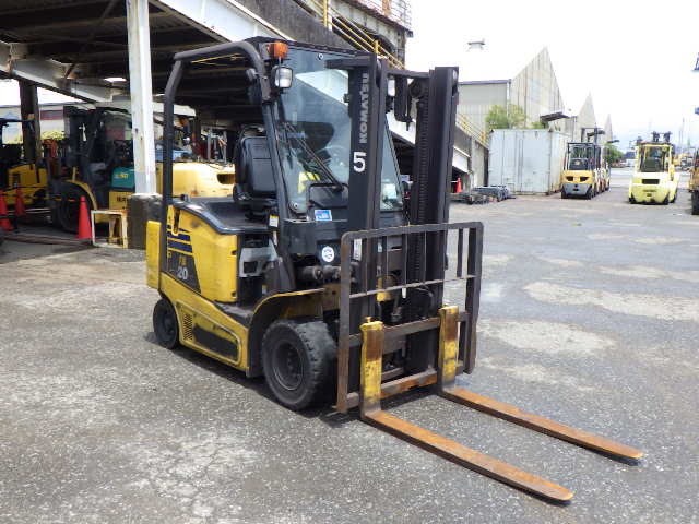 Xe nâng điện Komatsu 2.0T#FB20-12 - Ảnh 11