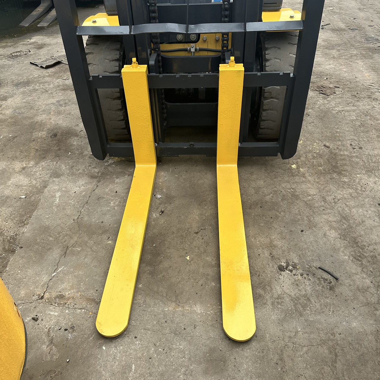 Xe nâng xăng Komatsu 3.0T#FG30C-15 - Ảnh 2