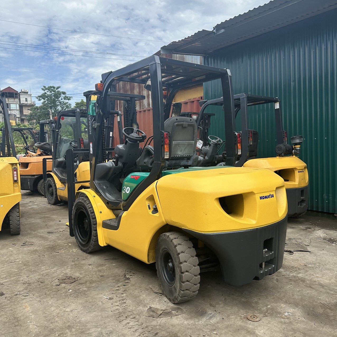 Xe nâng xăng Komatsu 3.0T#FG30C-15 - Ảnh 10