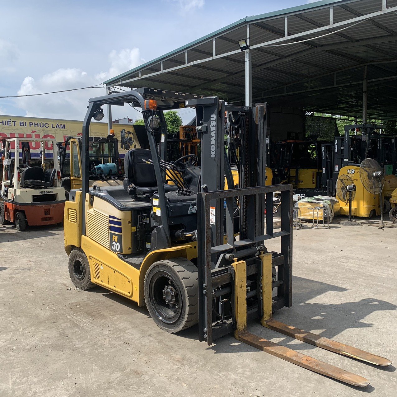 Xe nâng điện Komatsu 3.0T#306200