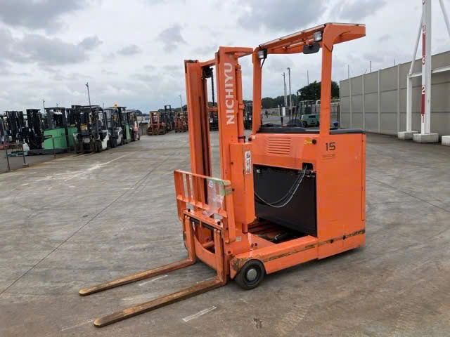 XE NÂNG ĐIỆN ĐỨNG LÁI 1.5 TẤN NICHIYU FBRM15-80-300