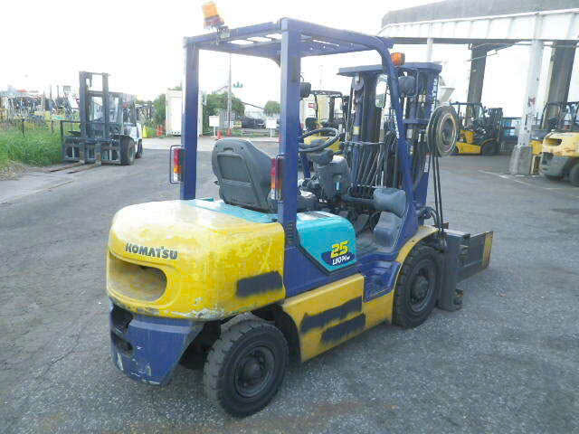 Xe nâng dầu Komatsu 2.5 tấn FD25T-14 #563135 - Ảnh 15
