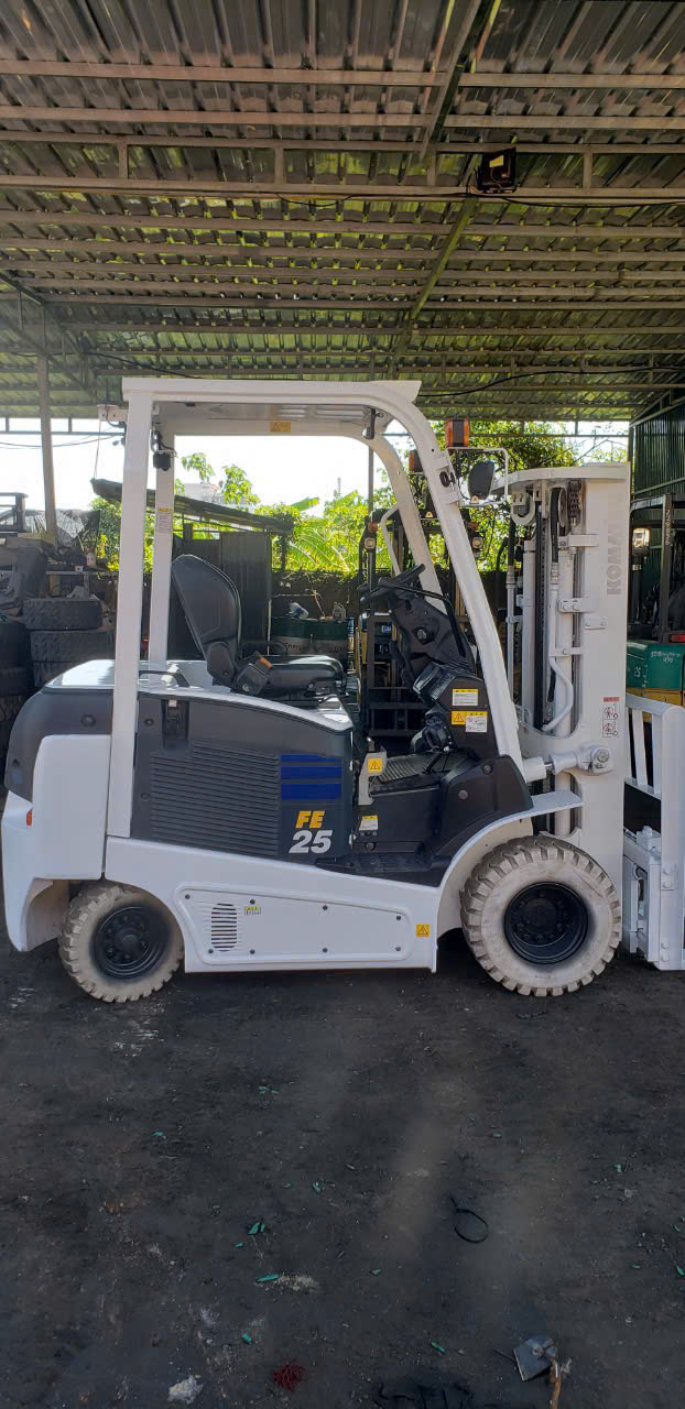 Xe nâng điện Komatsu 2,5 tấn FE25-1#305247 - Ảnh 12
