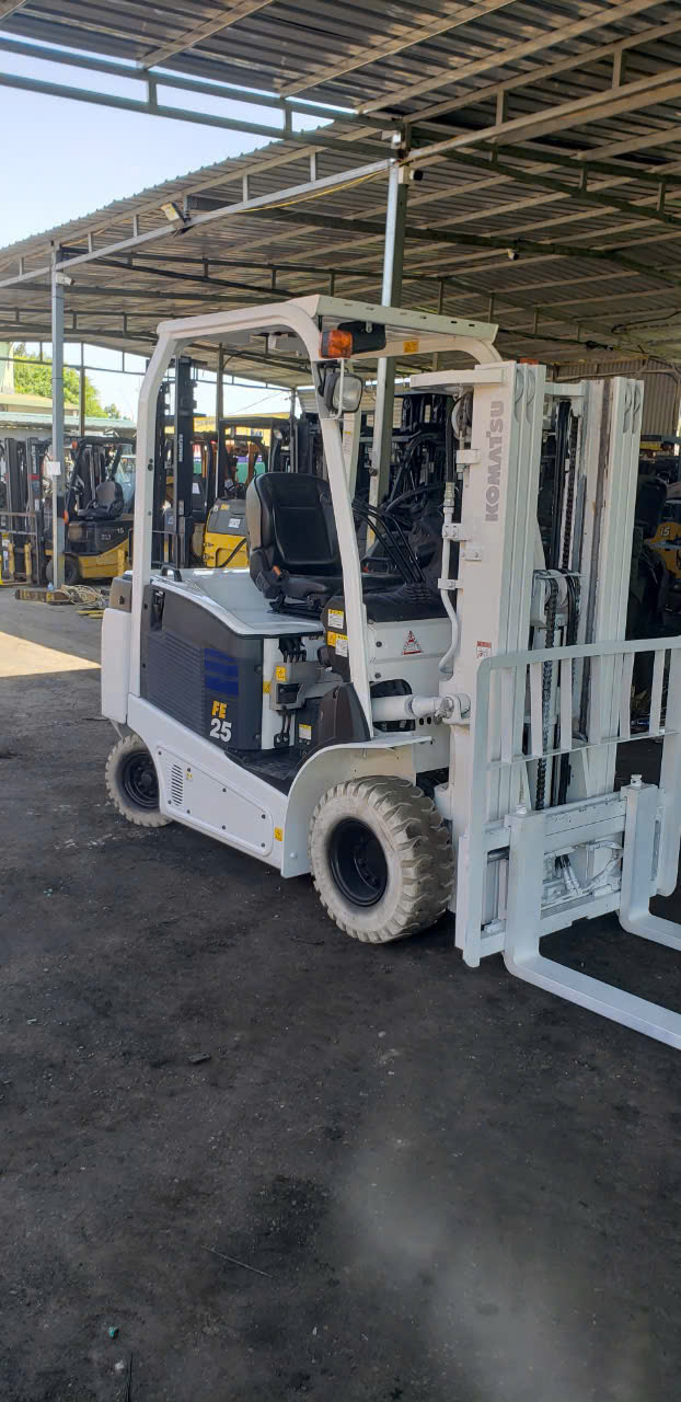 Xe nâng điện Komatsu 2,5 tấn FE25-1#305247 - Ảnh 13