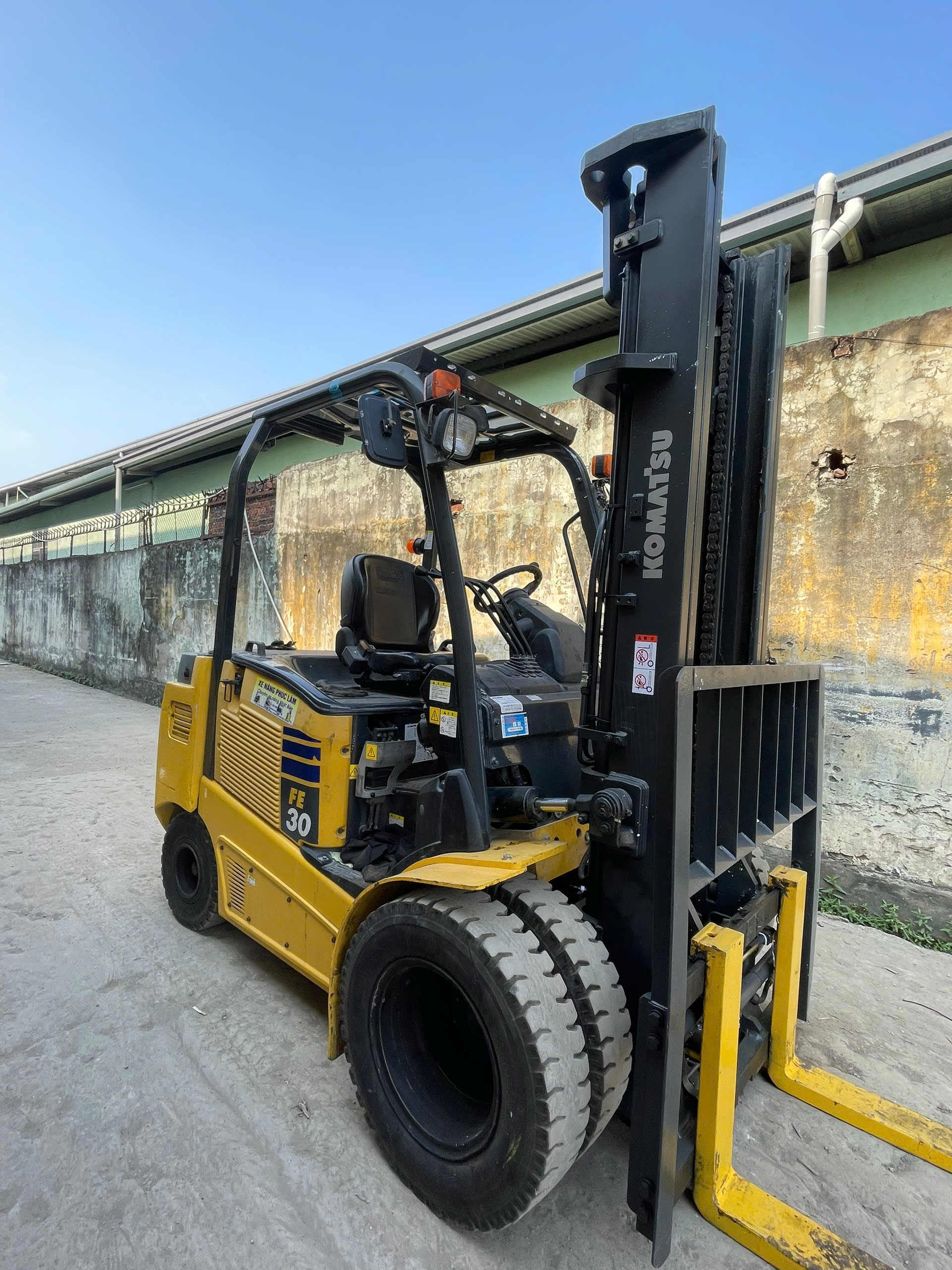 Xe nâng điện Komatsu 3.0T #307228