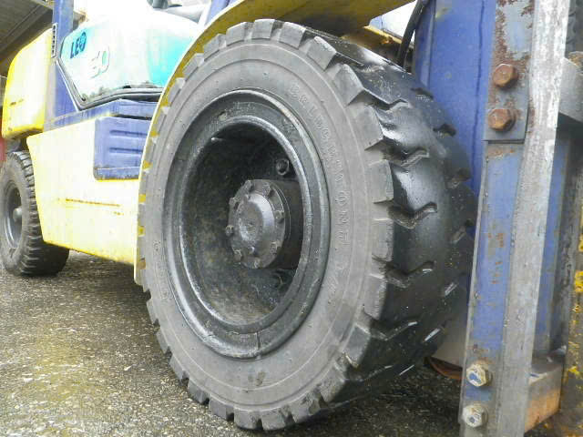 Xe nâng dầu Komatsu FD30C-12#543321 - Ảnh 8