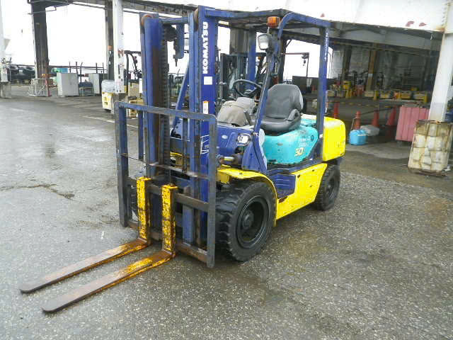 Xe nâng dầu Komatsu FD30C-12#543321 - Ảnh 11