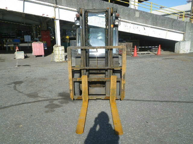 Xe nâng dầu Komatsu 3 tấn FD30T-17#319594 - Ảnh 6