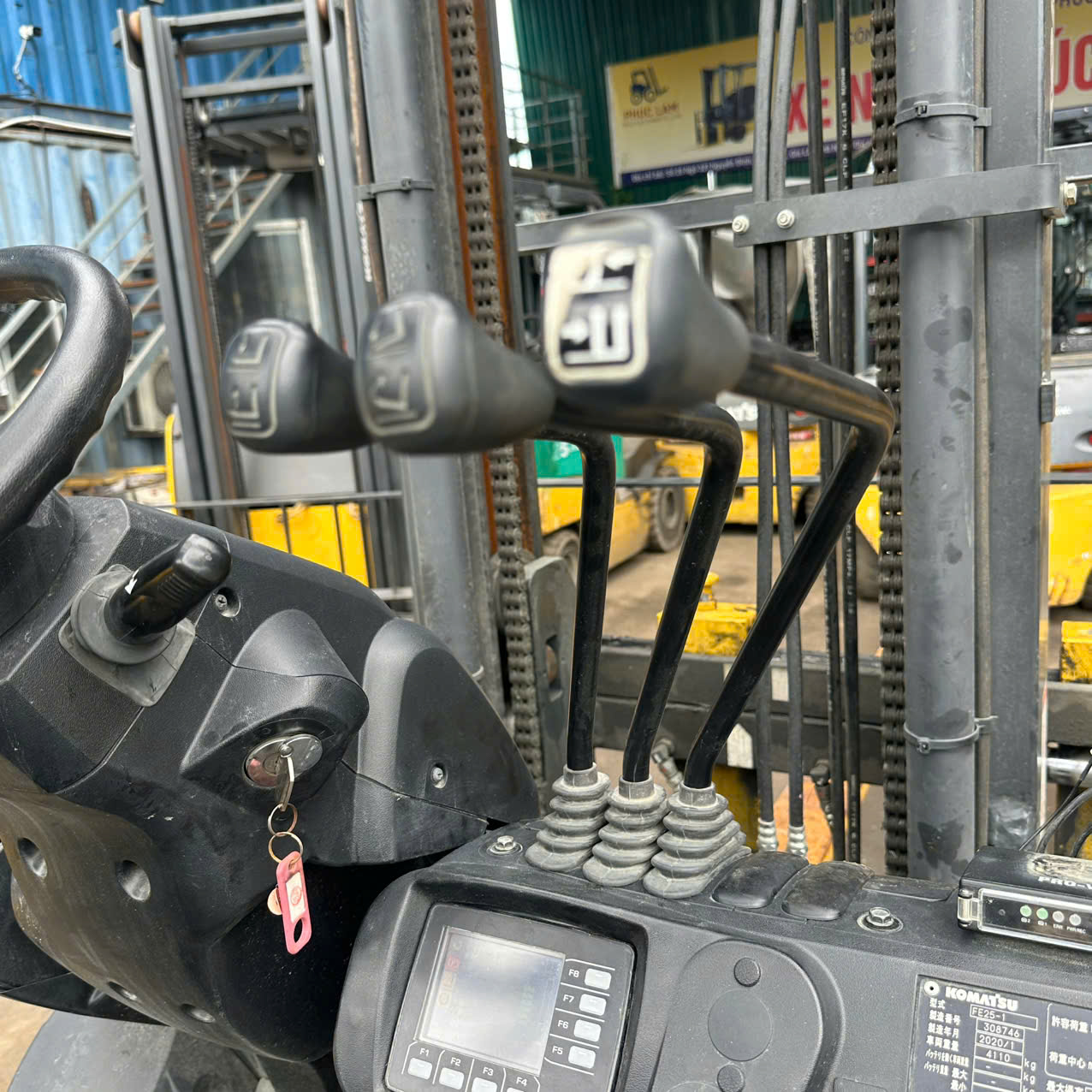 Xe nâng điện Komatsu FE25-1#308746 - Ảnh 11