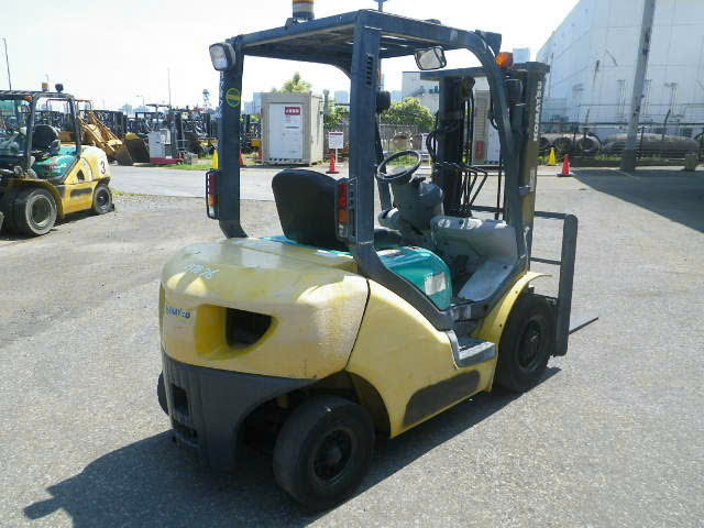 Xe nâng dầu Komatsu FD20T-15#580579 - Ảnh 5