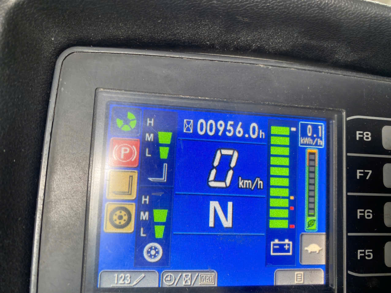 Xe nâng điện Komatsu FE25-1#302607 - Ảnh 10