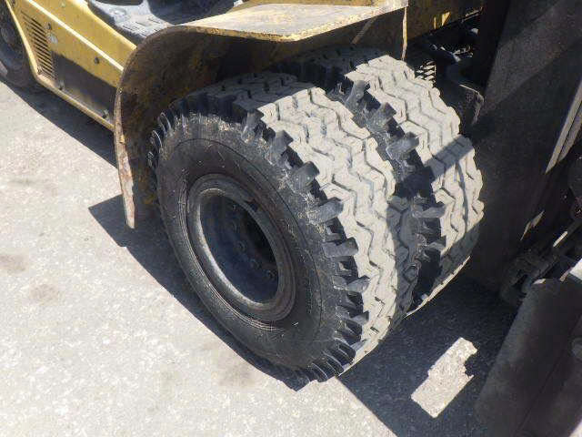 7 tiêu chí chọn lốp xe nâng mà 90% người dùng bỏ qua