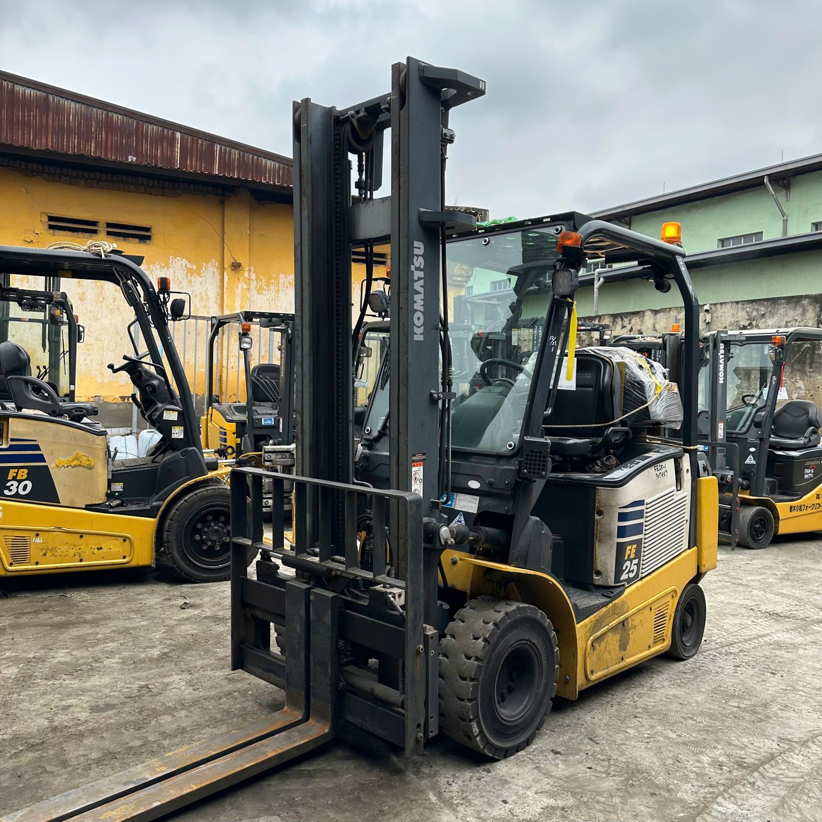 Xe nâng hỏng liên tục: do chất lượng hay do cách sử dụng?