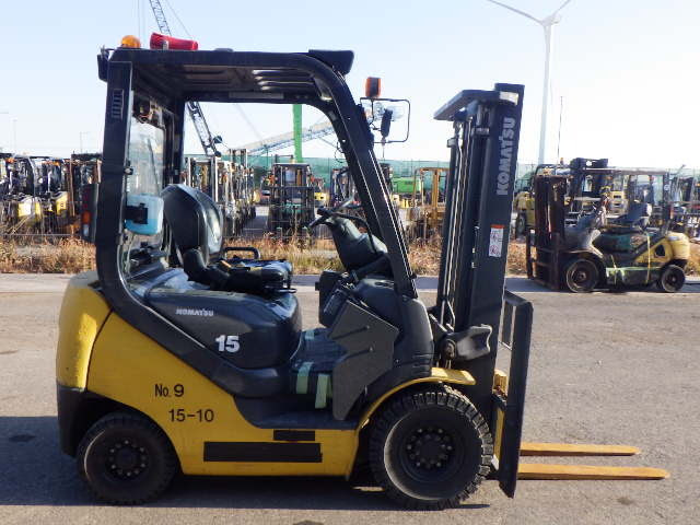 Xe nâng dầu 1.5 tấn Komatsu model FD15T-21 serial 208449 - Ảnh 7