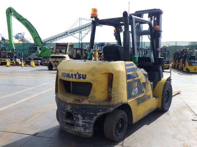 Xe nâng dầu 4.0 tấn Komatsu FH40-2 serial 141153 - Ảnh 4