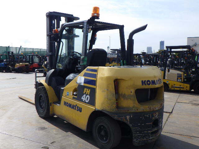 Xe nâng dầu 4.0 tấn Komatsu FH40-2 serial 141153 - Ảnh 5