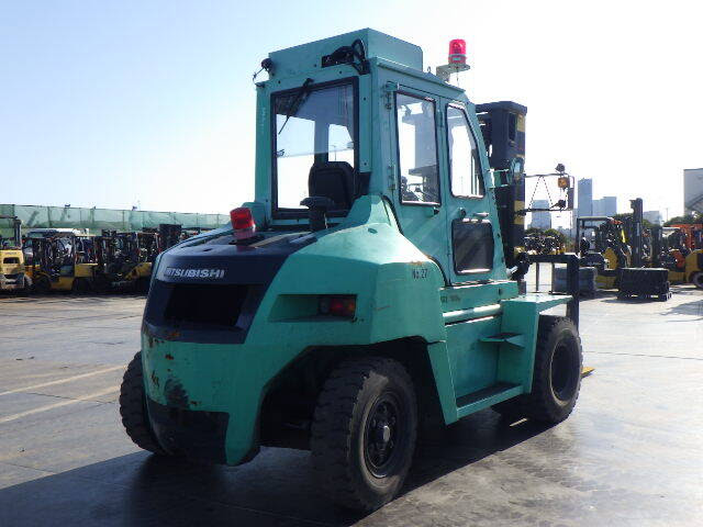 Xe nâng dầu Mitsubishi 7.0 tấn model MIT-FD70N serial F20D-10090 - Ảnh 5