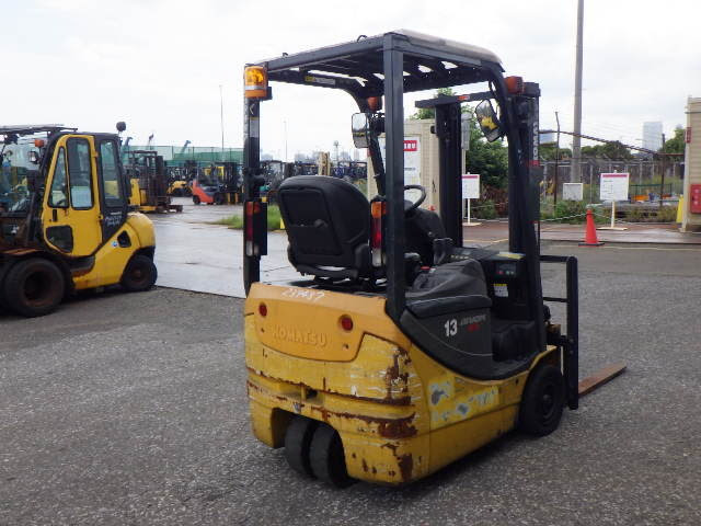 Xe nâng điện 1.3 tấn Komatsu FB13M-12 serial 830234 - Ảnh 4
