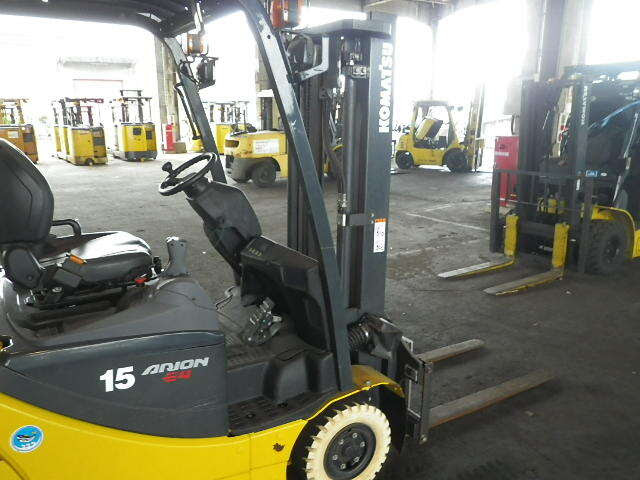 Xe nâng điện 1.5 tấn Komatsu FB15F-12 serial 857761 - Ảnh 6