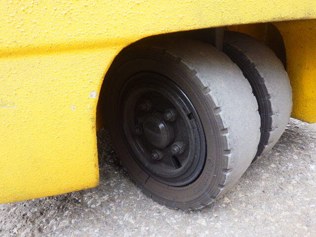 Xe nâng điện 1.5 tấn Komatsu FB15M-12 serial 832816 - Ảnh 11