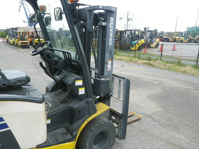 Xe nâng điện 2.0 tấn Komatsu FB20-12 serial 101587 - Ảnh 7