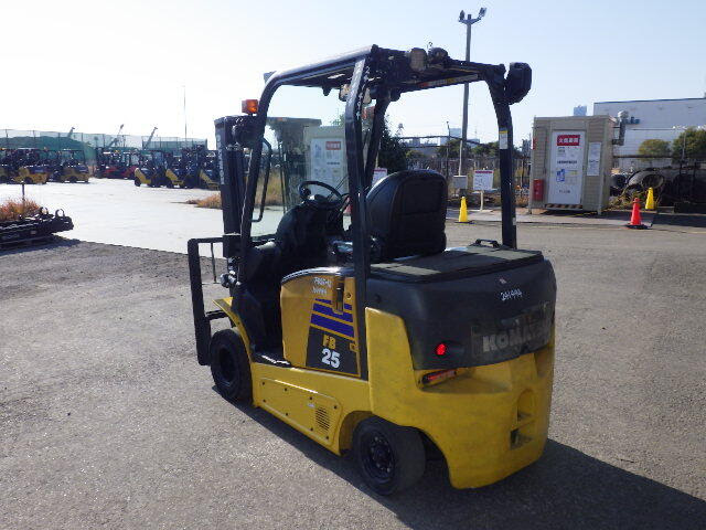 Xe nâng điện 2.5 tấn Komatsu FB25-12 serial 103989 - Ảnh 5