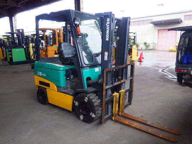 Xe nâng điện 2.5 tấn Komatsu FB25EX-11 serial 814885 - Ảnh 3