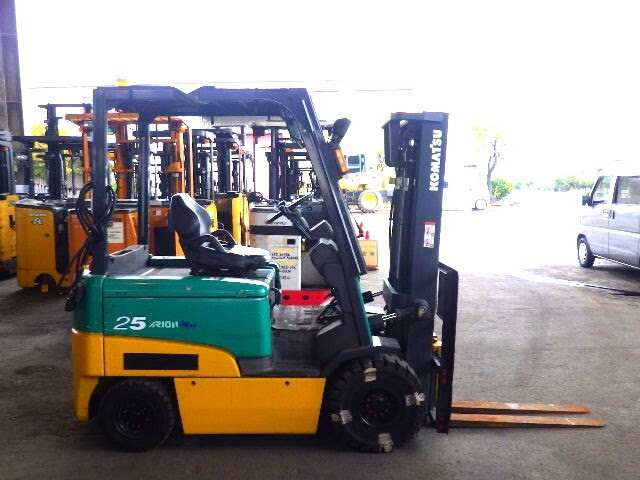 Xe nâng điện 2.5 tấn Komatsu FB25EX-11 serial 814885 - Ảnh 6
