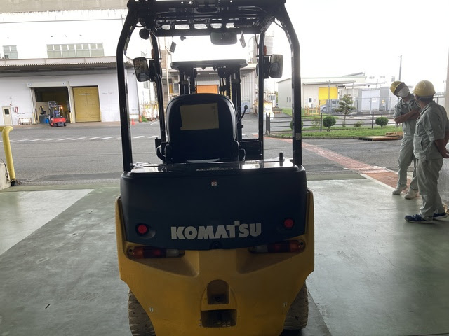 Xe nâng điện 2.5 tấn Komatsu FE25-1 serial 306411 - Ảnh 5