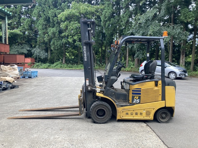 Xe nâng điện 2.5 tấn Komatsu FE25-1 serial 307780 - Ảnh 2