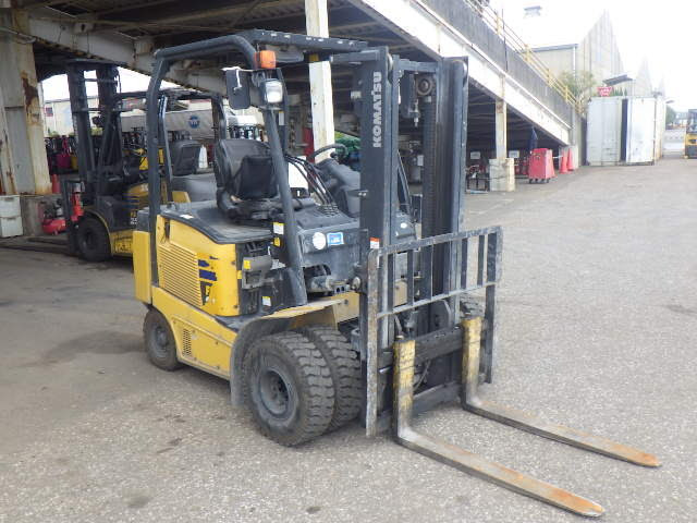 Xe nâng điện 2.5 tấn Komatsu FE25-1 serial 308567 - Ảnh 3