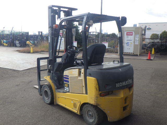 Xe nâng điện 2.5 tấn Komatsu FE25-1 serial 309853 - Ảnh 5