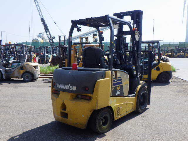 Xe nâng điện 3.0 tấn Komatsu FB30-12 serial 101239 - Ảnh 4