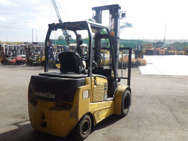 Xe nâng điện 3.0 tấn Komatsu FE30-1 serial 305371 - Ảnh 4